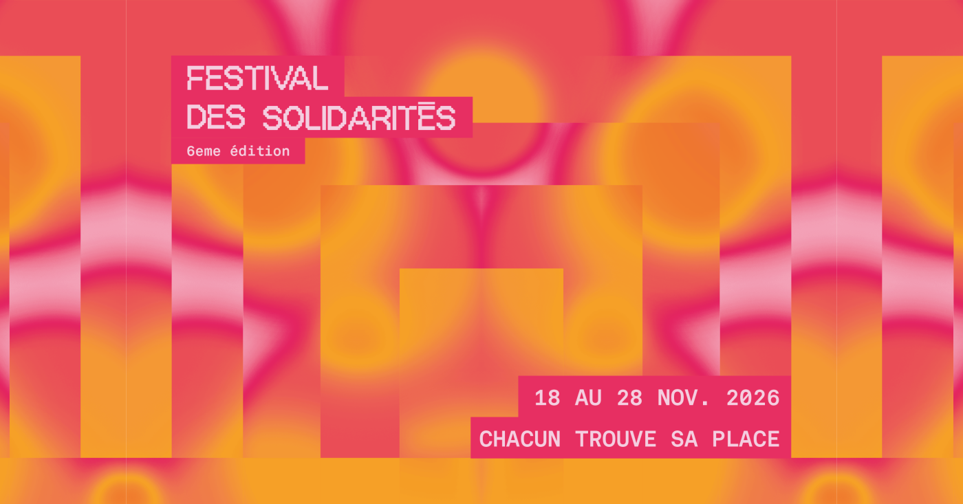 titre du festival sur fond coloré